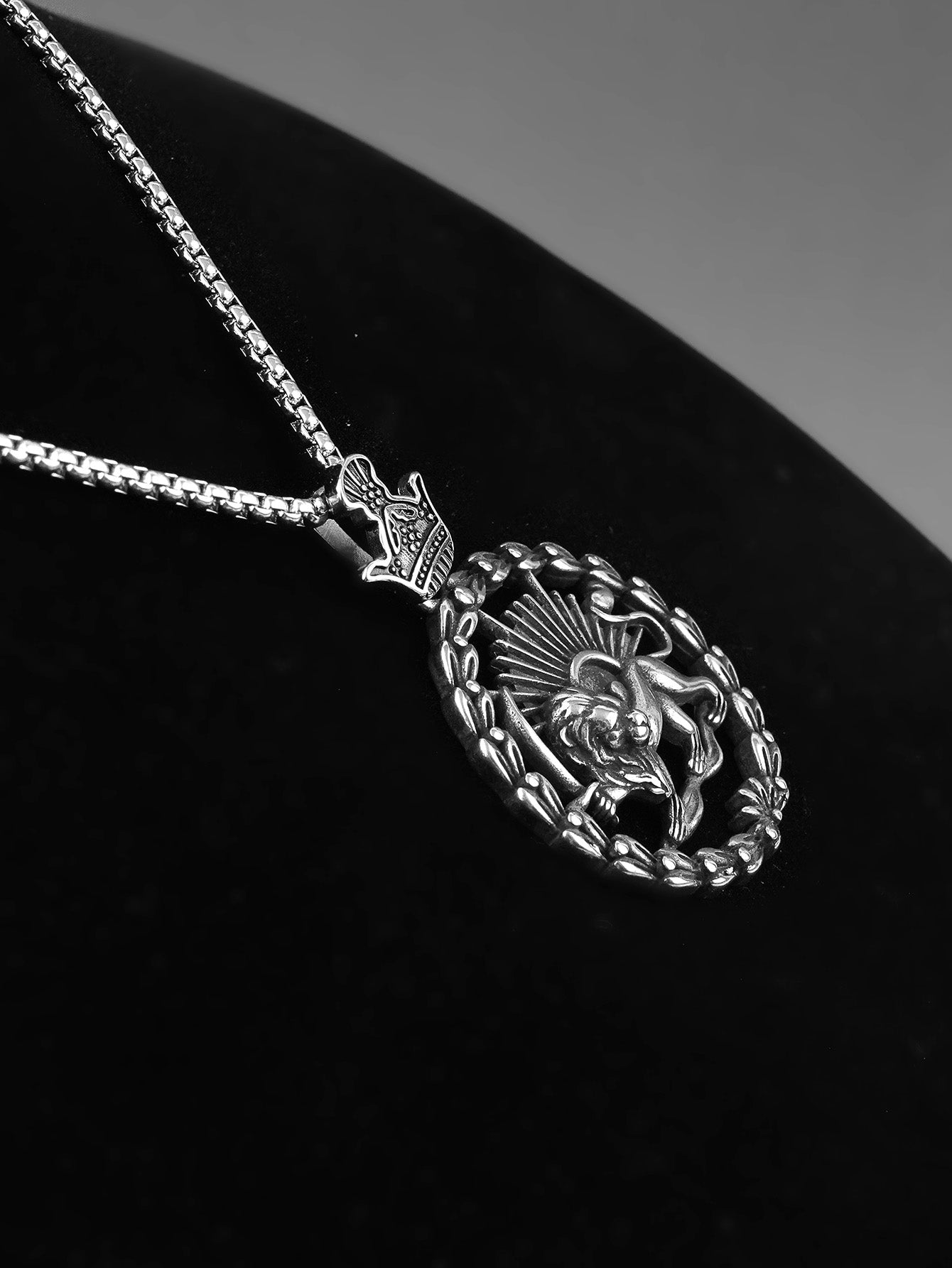 Lion Circle Pendant