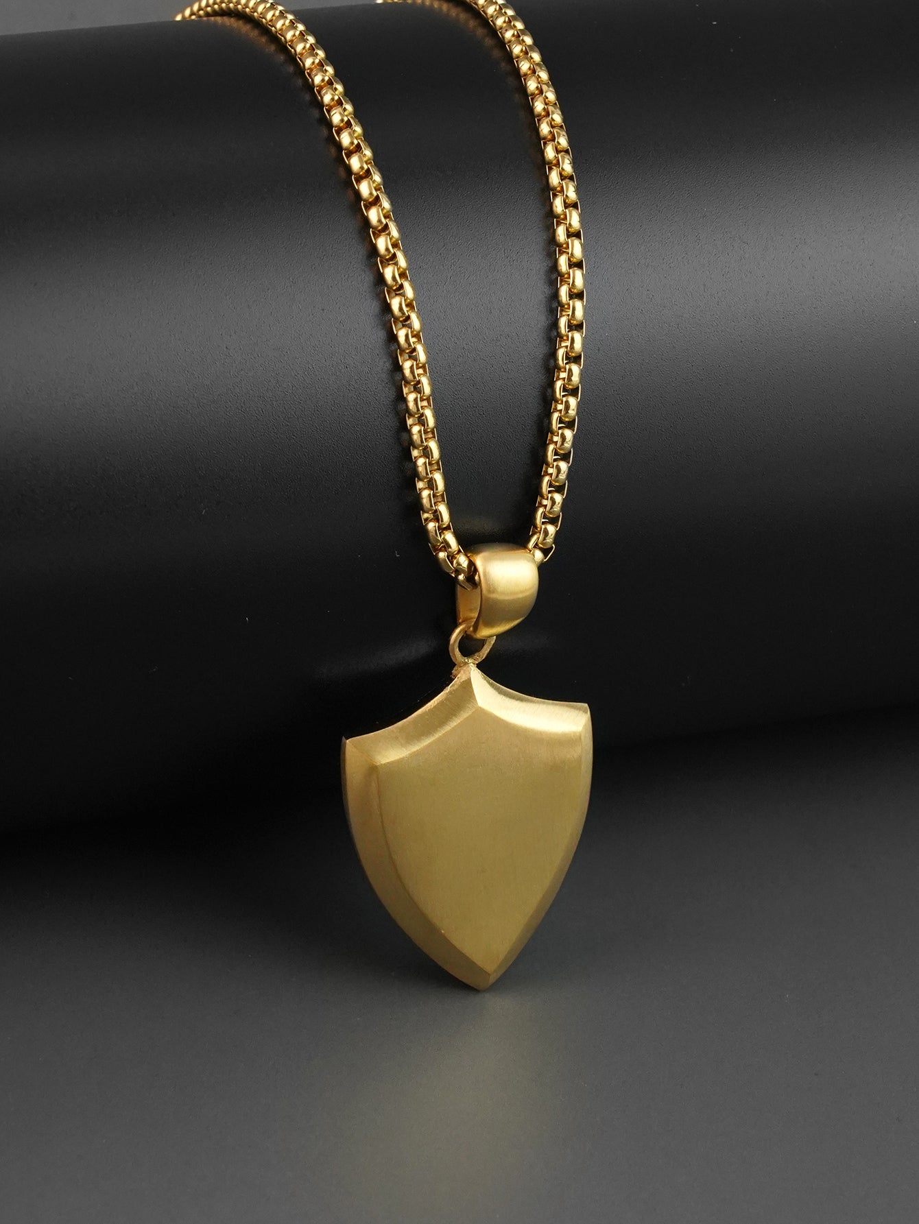 Defensive Shield Pendant