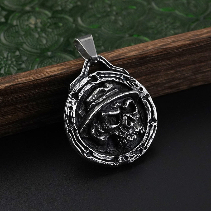 Skull Circle Pendant