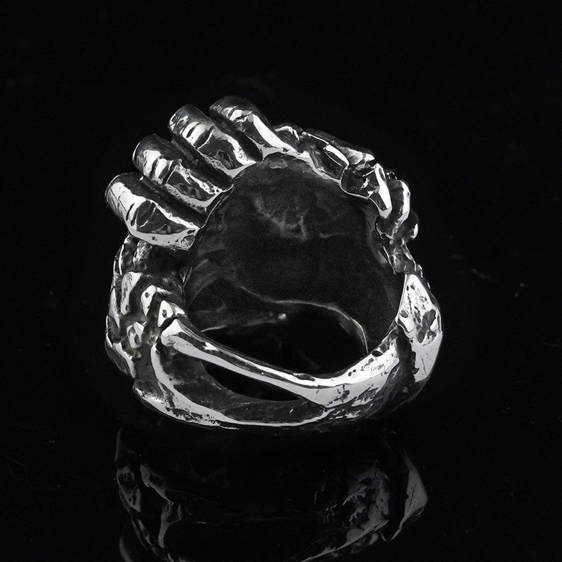 Skull hands Ring