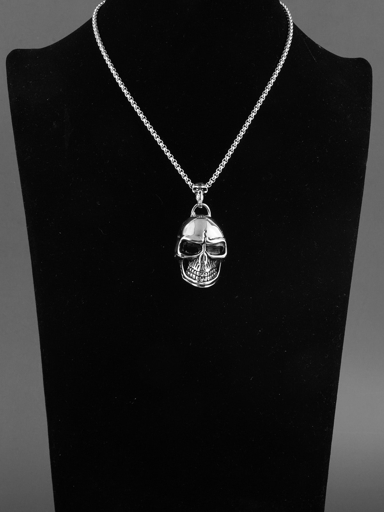 Skull Pendant