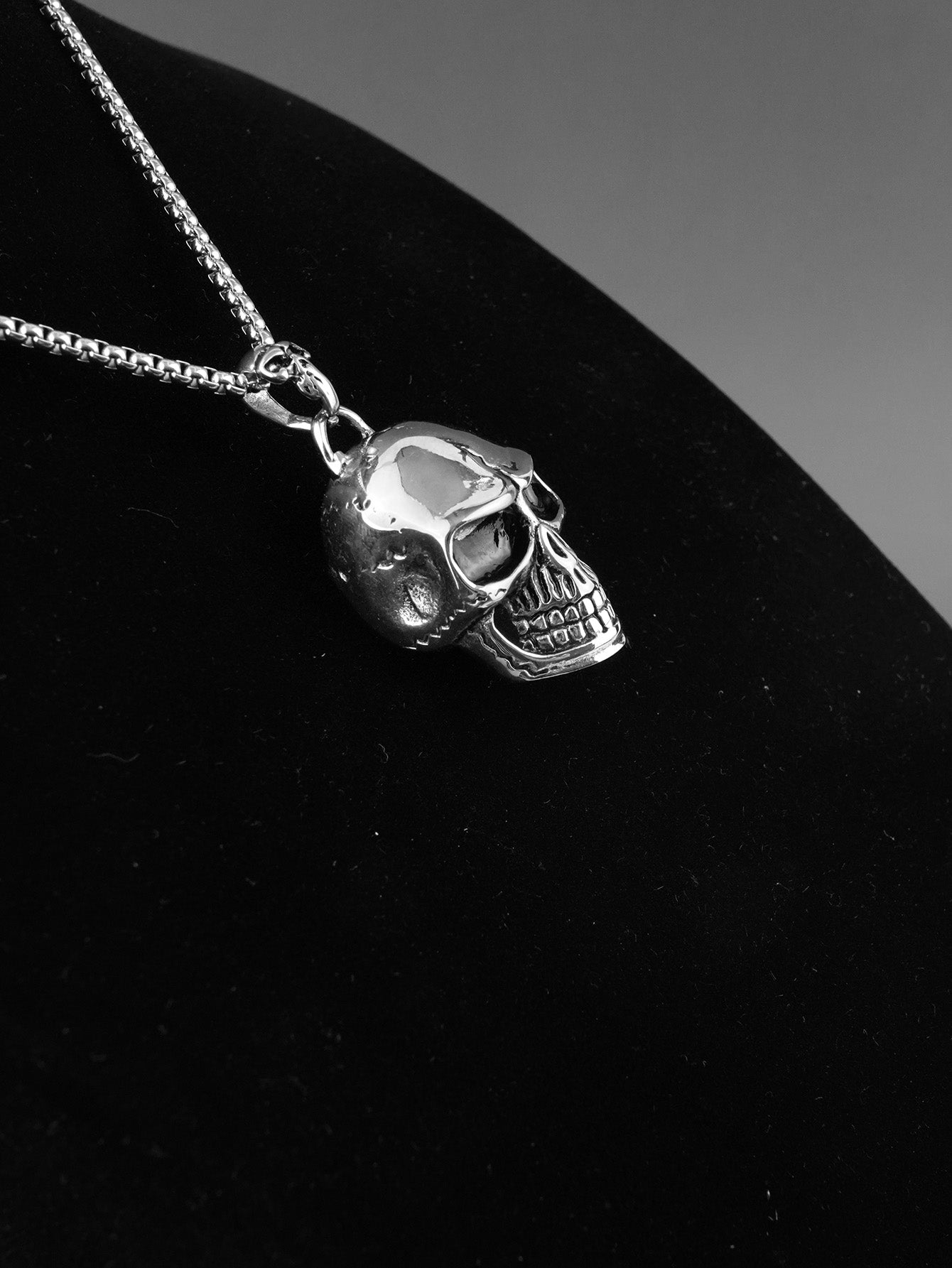 Skull Pendant