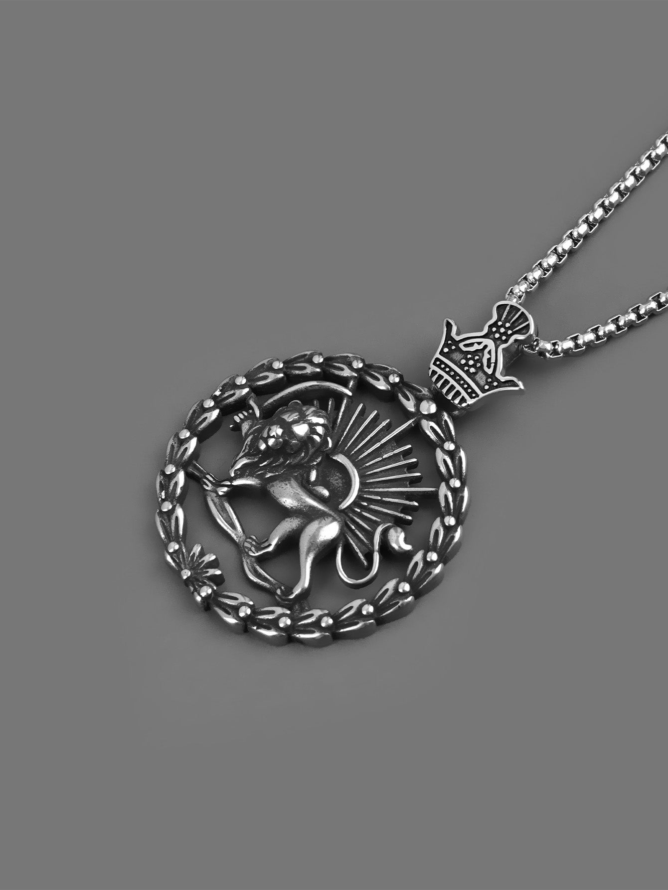 Lion Circle Pendant