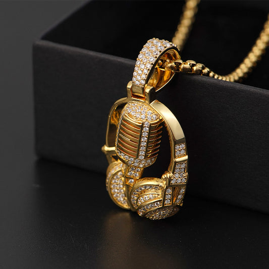 The Singer Gold pendants CZ