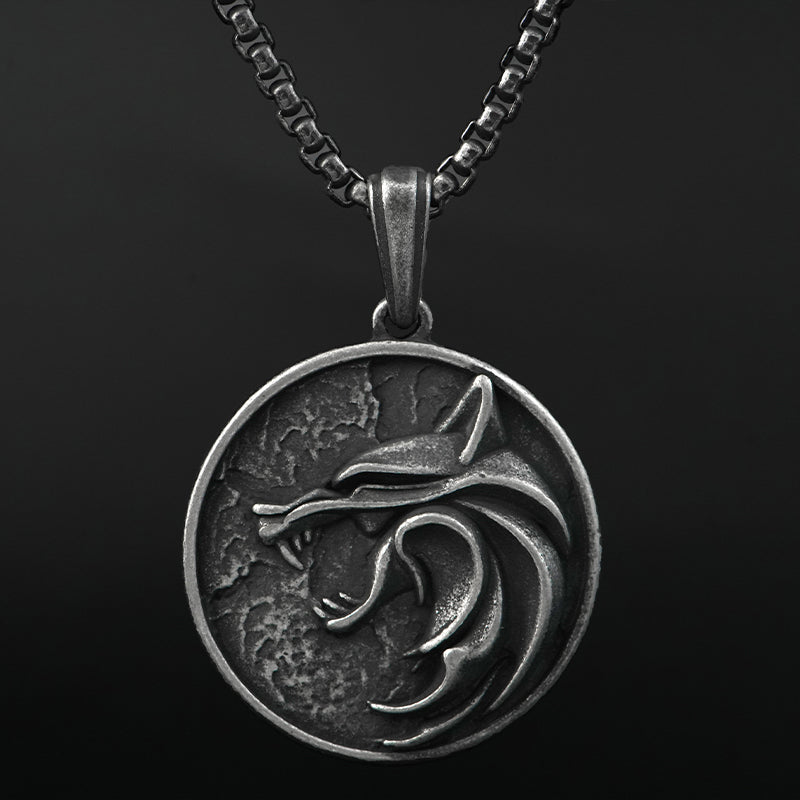 Wolf Circle Pendant